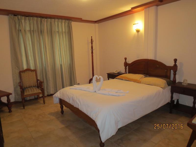 Hotel Cumanda Alfaro المظهر الخارجي الصورة