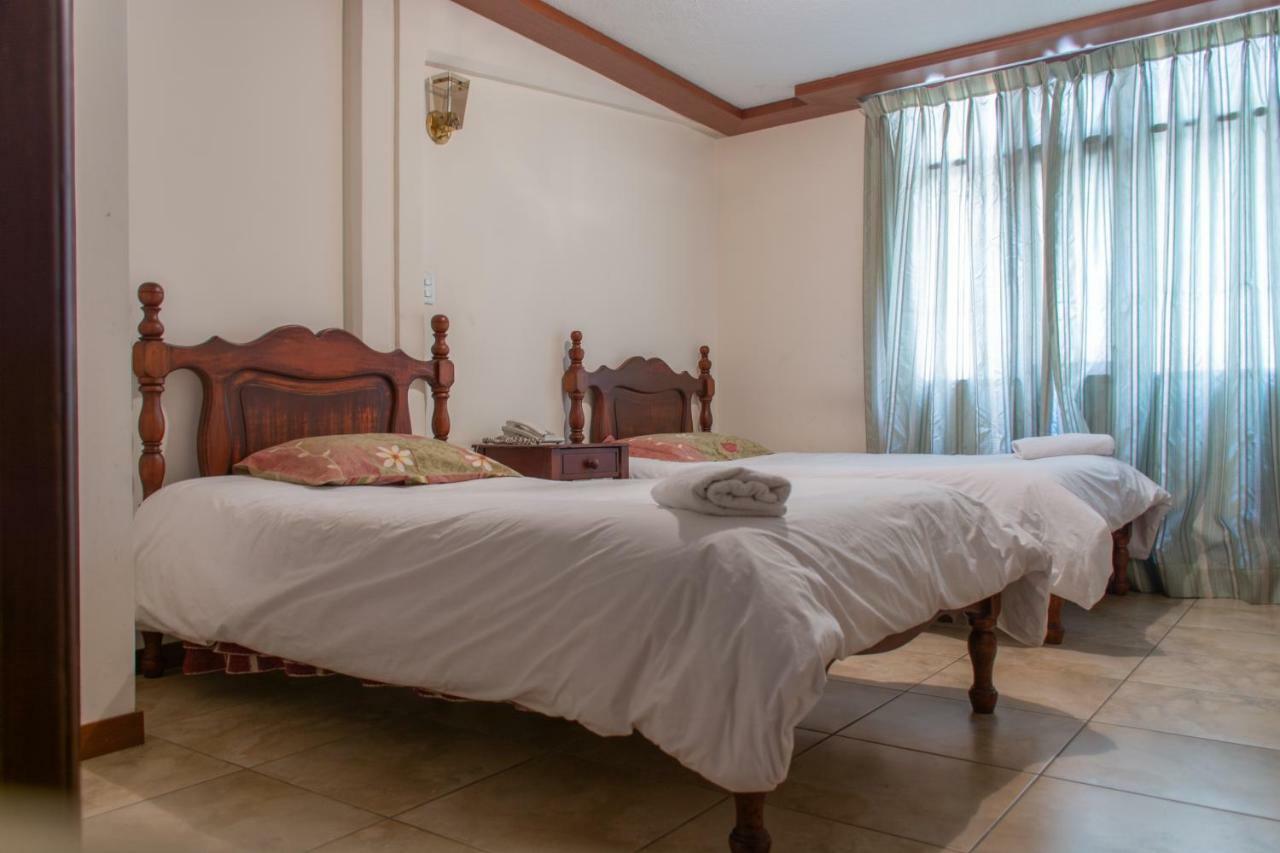 Hotel Cumanda Alfaro المظهر الخارجي الصورة