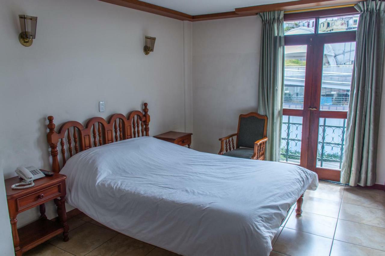 Hotel Cumanda Alfaro المظهر الخارجي الصورة